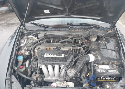 2005 Honda Accord 2.4 Ex from USA, damaged, VIN 1HGCM56735A036318